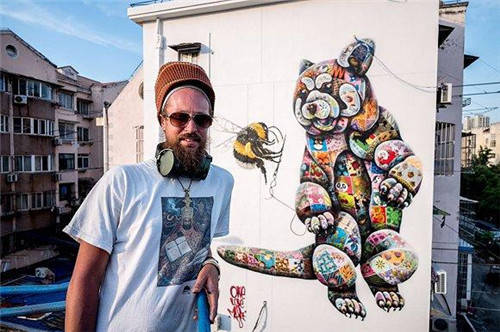 英國藝術家Louis Masis的作品 英國藝術家Louis Masis的作品