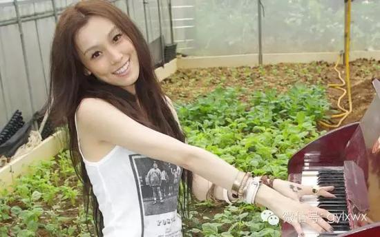 明星旅行糗事一籮筐 總有一個萌到你！