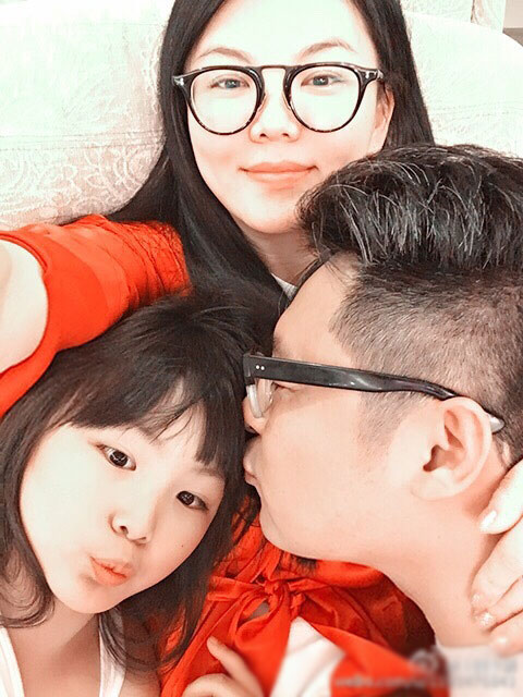 李湘曬溫馨全家福 李湘曬溫馨全家福