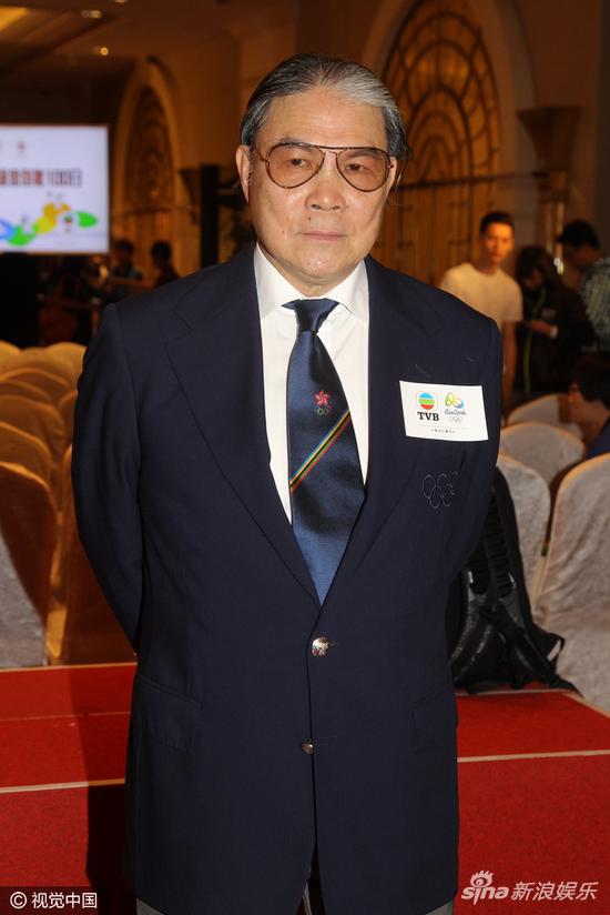 郭晶晶公公笑談孫子 郭晶晶公公笑談孫子