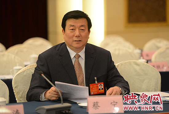 全國人大代表、河南省人民檢察院檢察長蔡寧