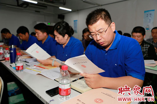 5月15日上午，全國總工會送教到基層-富士康工會干部（河南站）培訓(xùn)班在富士康鄭州科技園開班。