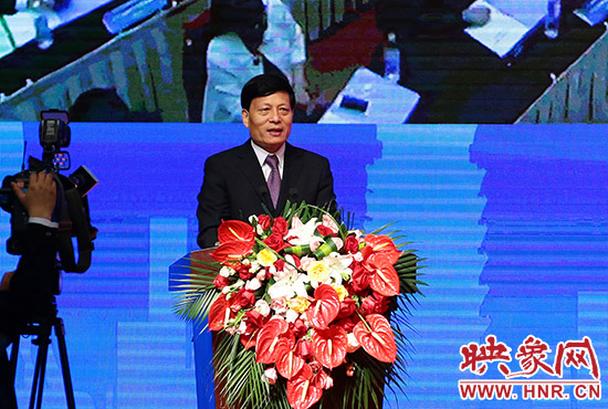 河南省委副書記、省長謝伏瞻出席開幕式并講話