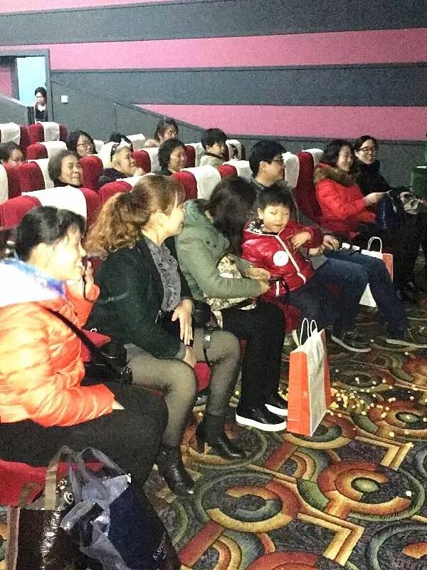 節(jié)日總是開心的，媽媽寶寶永遠是諸女神心中最愛！