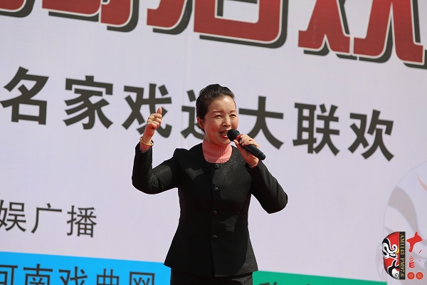 洛陽(yáng)市豫劇院副院長(zhǎng)、豫劇二團(tuán)團(tuán)長(zhǎng)陳大華演唱豫劇《穆桂英掛帥》選段