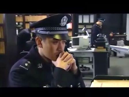 王學(xué)兵在《絕對控制》中扮演緝毒警察薛冰。