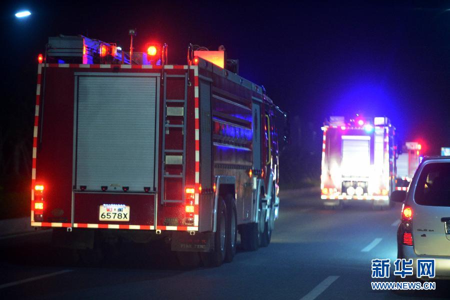 4月7日，消防車(chē)輛趕往事故現(xiàn)場(chǎng)。