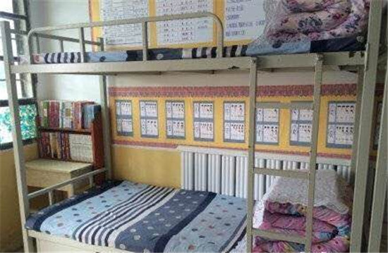 教育部要求學(xué)校教室和宿舍溫度不能低于16℃(圖片來(lái)源于網(wǎng)絡(luò)) 教育部要求學(xué)校教室和宿舍溫度不能低于16℃(圖片來(lái)源于網(wǎng)絡(luò))