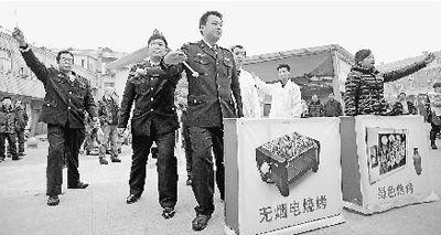 “小品執(zhí)法”。