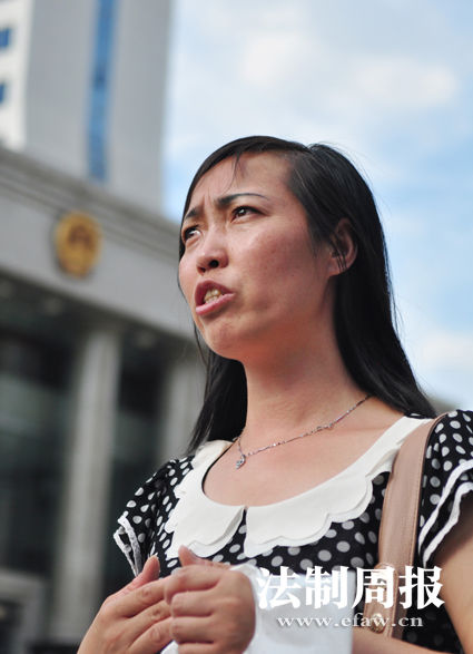 7月2日，唐慧在湖南省高院接受媒體采訪