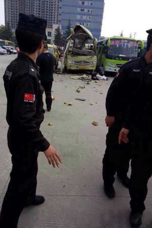 爆炸現(xiàn)場(chǎng)。圖片來自網(wǎng)絡(luò)