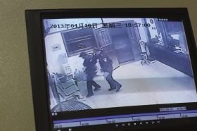 長(zhǎng)沙市救助站提供的監(jiān)控視頻。組圖/記者華劍