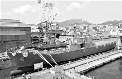 9月11日，韓國釜山，韓國海軍新一代登陸艦“天王峰”號(hào)舉行了下水儀式。