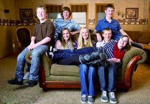 長(zhǎng)大后的七胞胎。