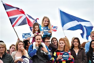 最新民意調(diào)查結(jié)果顯示，反獨(dú)陣營(yíng)的支持率繼續(xù)領(lǐng)先。