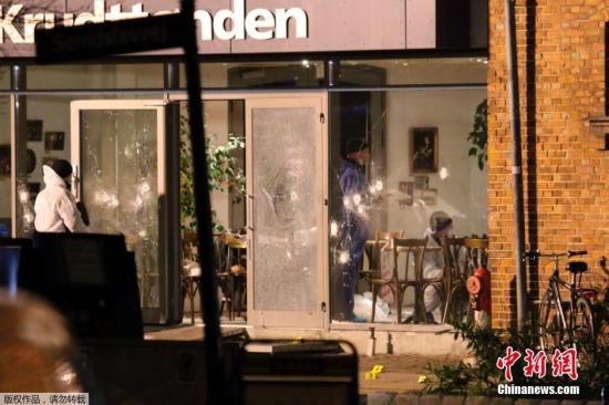 圖為丹麥咖啡館槍擊案現(xiàn)場(chǎng)。