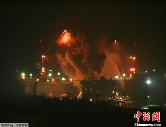 資料圖：2011年12月29日晚間，俄羅斯摩爾曼斯克州一艘名為“葉卡捷琳堡”號的核潛艇起火。