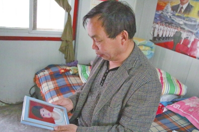 每次想起自己3歲小孫女的無(wú)辜離世，老高都深深地悔恨自己交友不慎