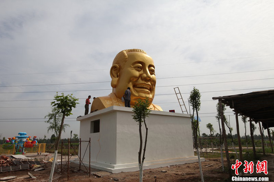 河南洛陽“大背頭彌勒佛”低調重現(xiàn)園內