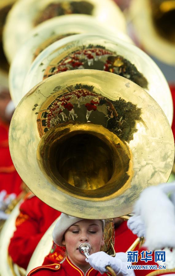 美國帕薩迪納舉行第124屆玫瑰花車游行 美國帕薩迪納舉行第124屆玫瑰花車游行