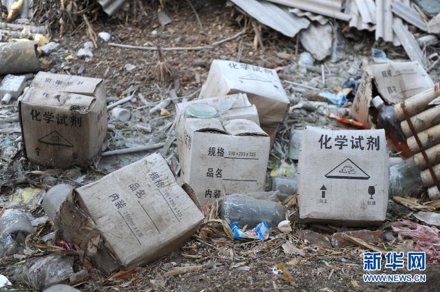 地下水成“綠茶”　污染二十多年該誰(shuí)治？