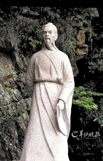 徐霞客在浙江臺(tái)州天臺(tái)山的塑像。