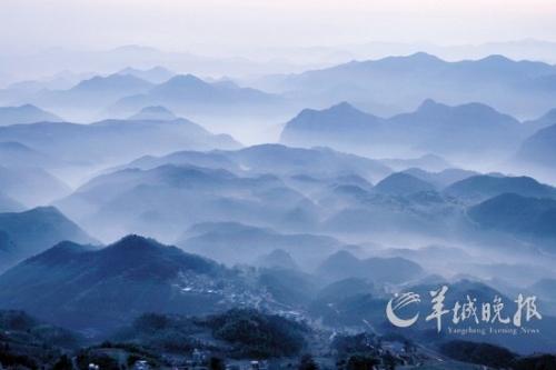 天臺(tái)山風(fēng)光如畫(huà)。