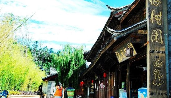 出軌指數(shù):★★★★★ 出軌指數(shù):★★★★★