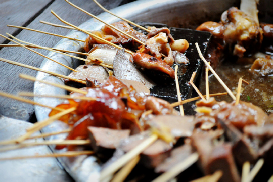 緬甸，繽紛的街邊平民小吃