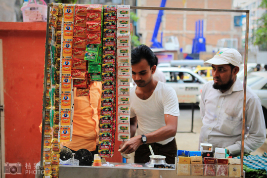 緬甸，繽紛的街邊平民小吃