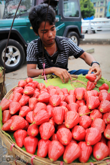 緬甸，繽紛的街邊平民小吃