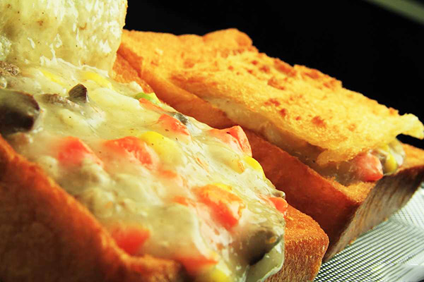 廟不離市、市不離廟的臺灣小吃