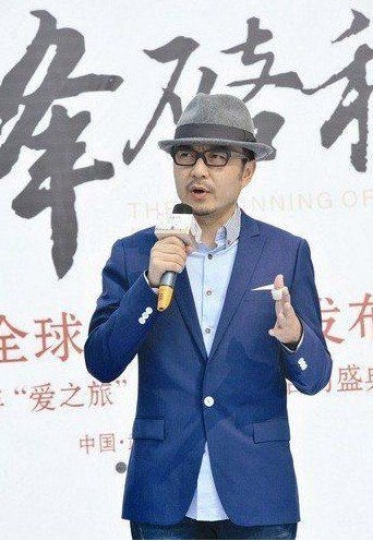 汪涵自曝年薪30萬。