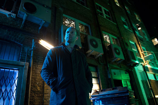 硬漢覺醒，報(bào)復(fù)黑暗