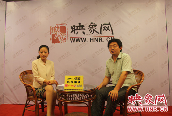 　6月23日，清華大學河南招生組組長謝旭東做客映象網(wǎng)“2013高招名校訪談”節(jié)目