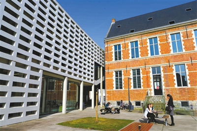 位于布魯日的歐洲學(xué)院。