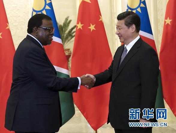 4月8日，國(guó)家主席習(xí)近平在北京人民大會(huì)堂會(huì)見納米比亞總理根哥布。新華社記者 龐興雷 攝