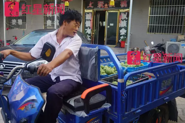 文玩核桃遇冷由幾萬一對(duì)降到5元沒人要？商戶否認(rèn)