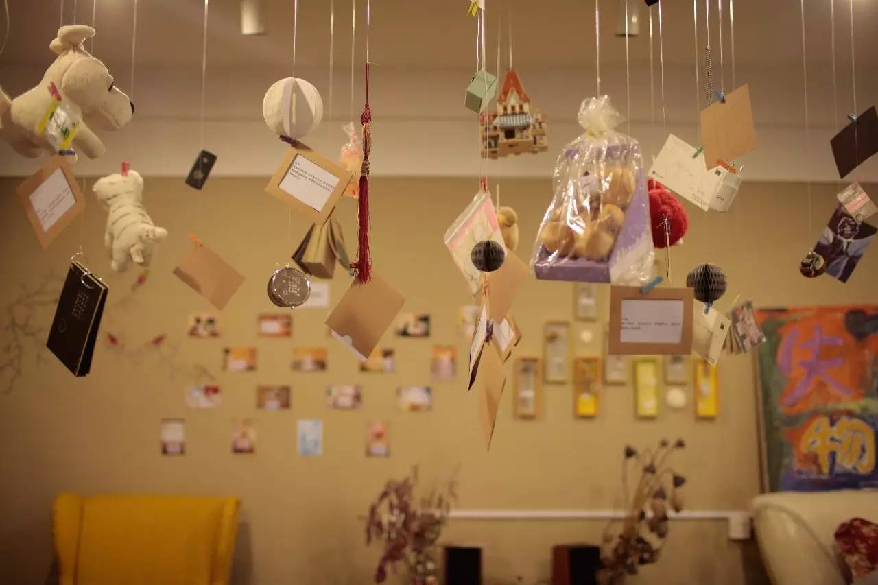 ▲失戀博物館里展示的失戀物品。