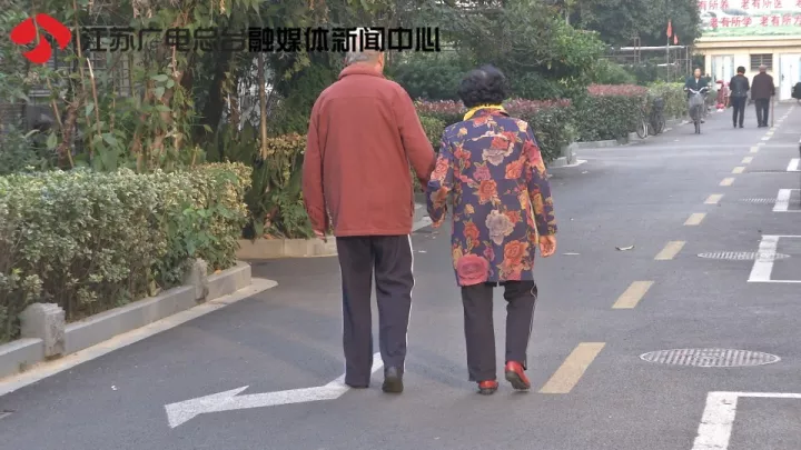 老太秀恩愛！網(wǎng)友被一封跨越60年的情書甜哭了