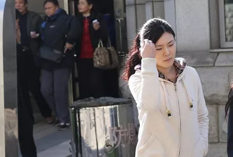 鐵道部巨貪情婦稱涉案房屋為自己所有 請求遭駁回