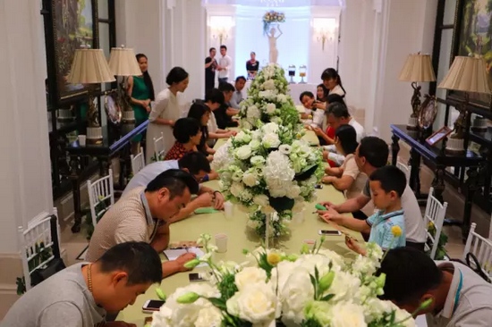 各位“小綠人”也把自己企業(yè)的問題通過卡片的形式，向劉東曉博士請教。