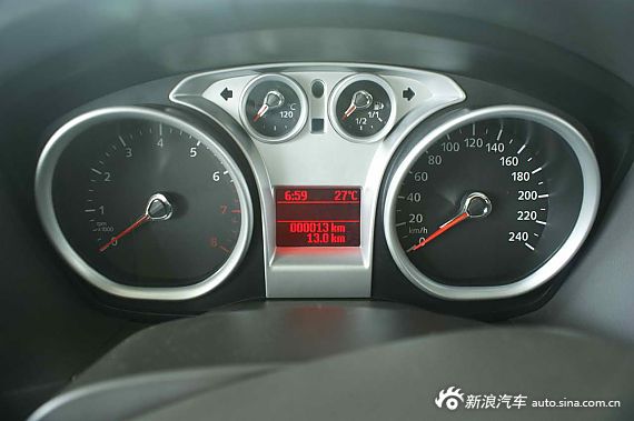 　?？怂箖蓭?jīng)典1.8MT 時尚型