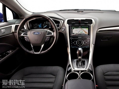 海外版蒙迪歐混動(dòng)車型內(nèi)飾 海外版蒙迪歐混動(dòng)車型內(nèi)飾