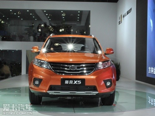 陸風(fēng)汽車(chē)2013款陸風(fēng)X5