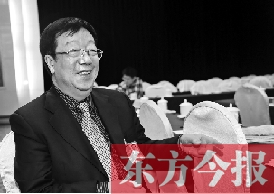 全國(guó)人大代表、鄭州大學(xué)黨委書(shū)記鄭永扣