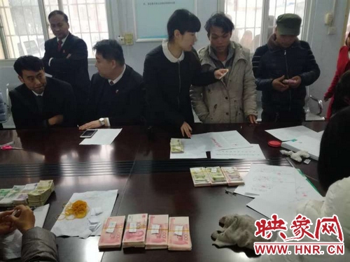 滎陽(yáng)78名貴州籍農(nóng)民工兄弟拿到工資回家啦！