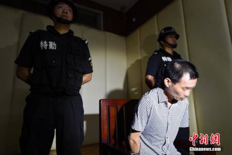 兩廣西竊賊在江陰盜百萬(wàn)元黃金 兩廣西竊賊在江陰盜百萬(wàn)元黃金