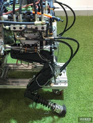 國(guó)產(chǎn)“大狗”機(jī)器人真身曝光 國(guó)產(chǎn)“大狗”機(jī)器人真身曝光