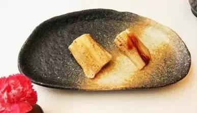 就一點兒紫菜跟生魚片 日料沒吃什么為啥還那么貴？